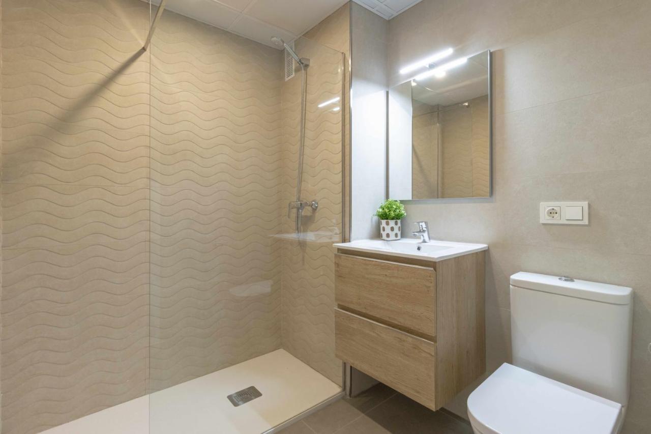 Marinsa Beach, 1 Bedroom With Seaview トロクス・コスタ エクステリア 写真